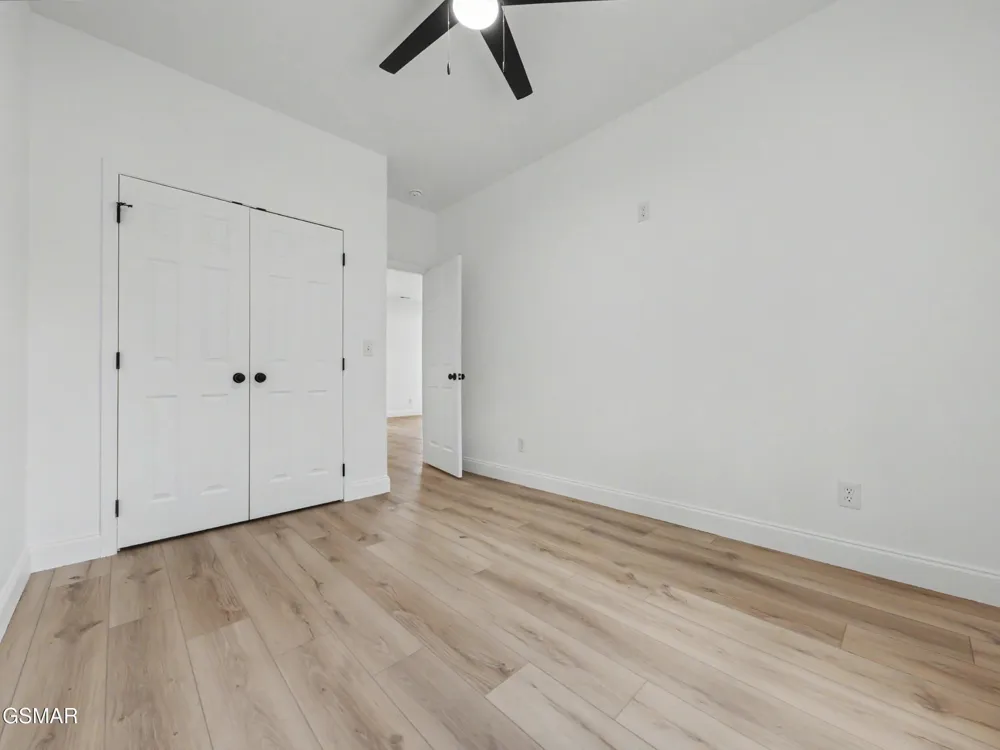 2433 Scenic Mountain Drive Sevierville, TN 37876