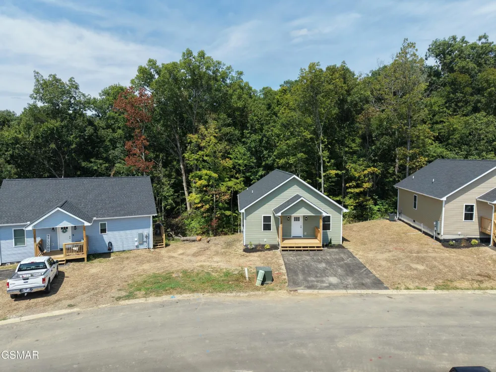 2433 Scenic Mountain Drive Sevierville, TN 37876