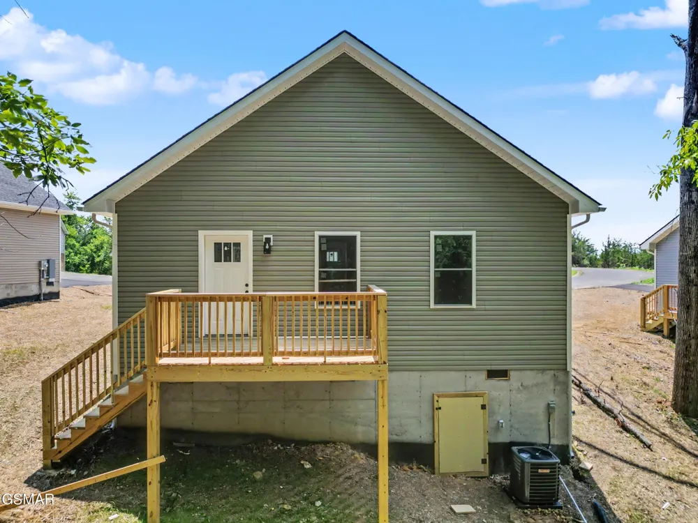 2433 Scenic Mountain Drive Sevierville, TN 37876