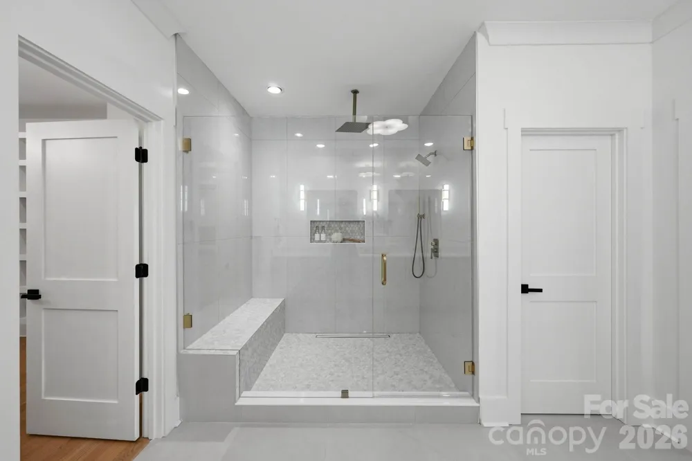 4538 Craig Avenue Charlotte, NC 28211