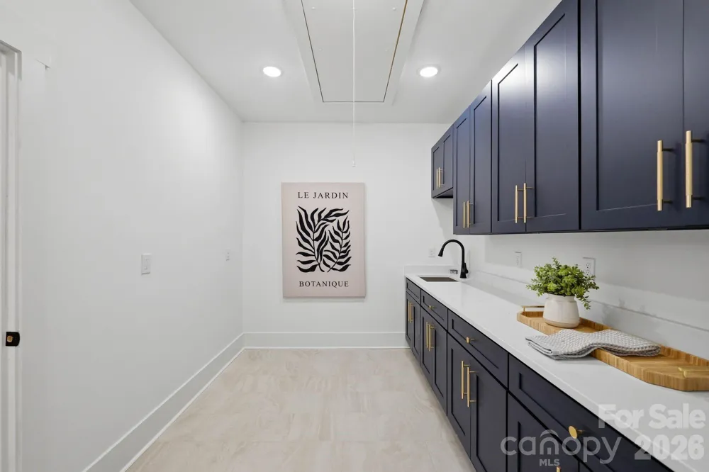 4538 Craig Avenue Charlotte, NC 28211