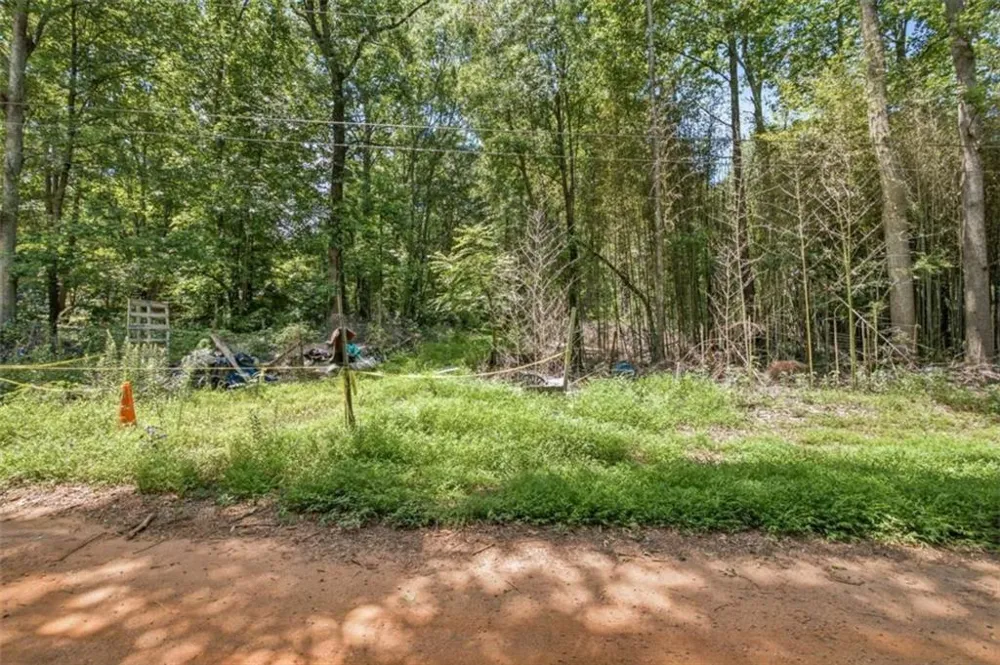 455 Red Oak Road Maysville, GA 30558