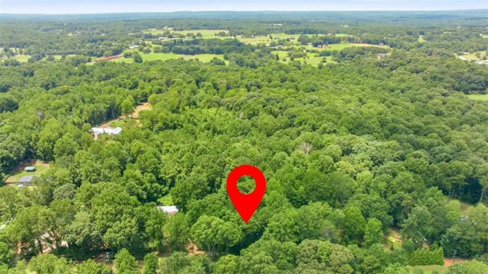 455 Red Oak Road Maysville, GA 30558