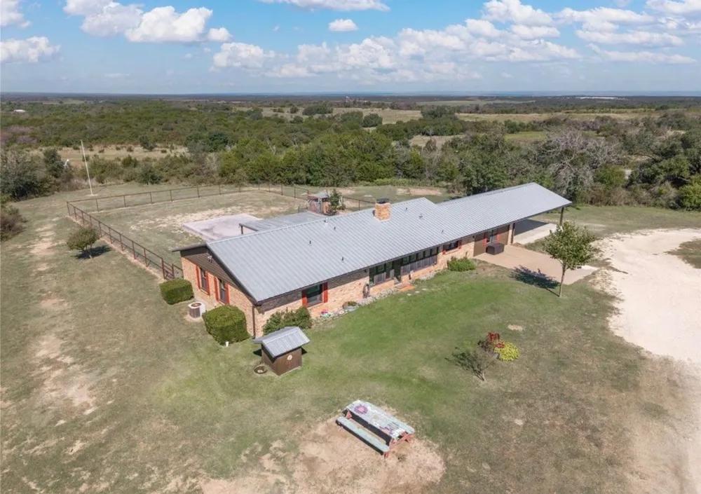 10169 W State Highway 6 Dublin, TX 76446