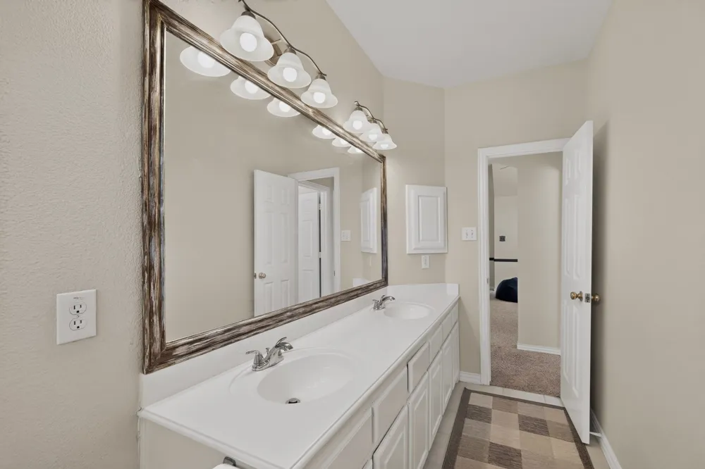 3832 Oxbow Creek Lane Plano, TX 75074