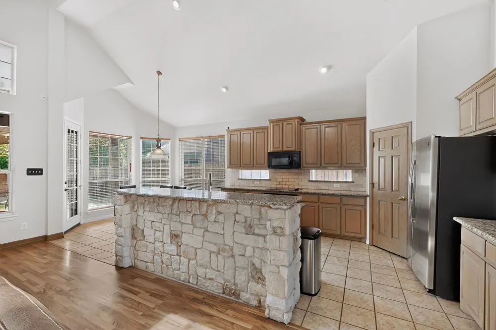 3832 Oxbow Creek Lane Plano, TX 75074