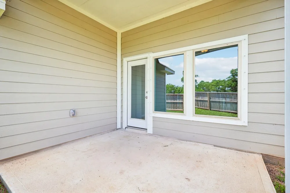 739 Hidden Meadow Street Bonney, TX 77583