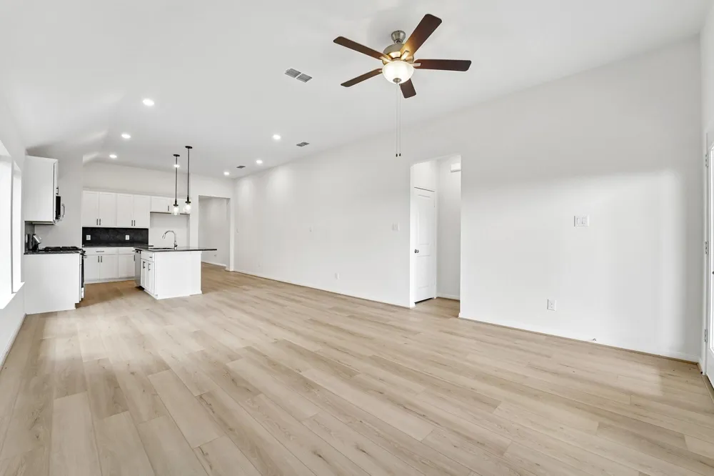 21115 Autumn Heights Drive Bonney, TX 77583