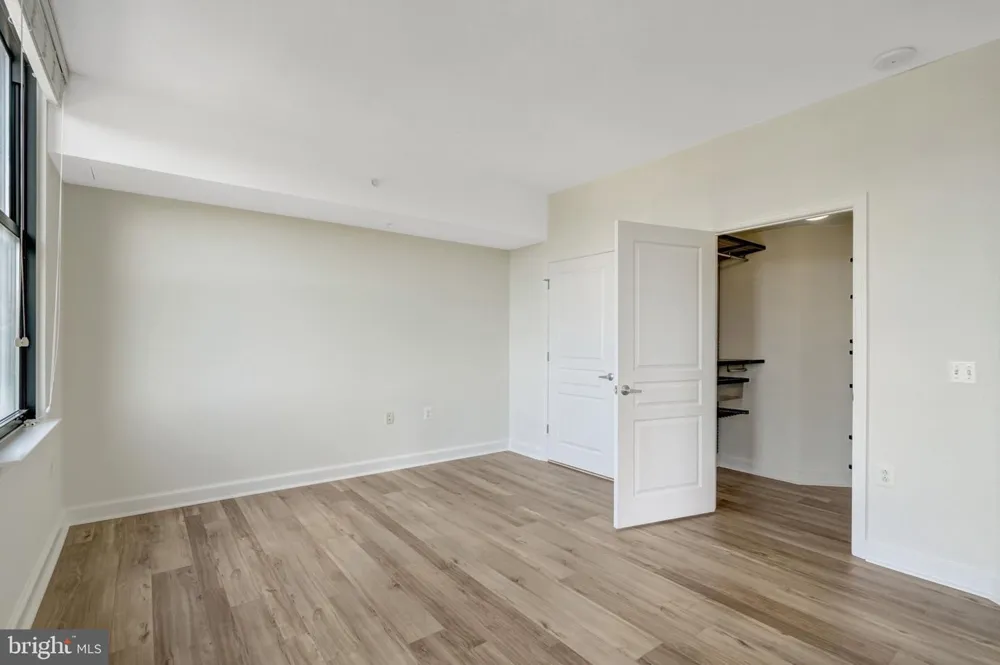 2451 MIDTOWN AVENUE #1319 Alexandria, VA 22303