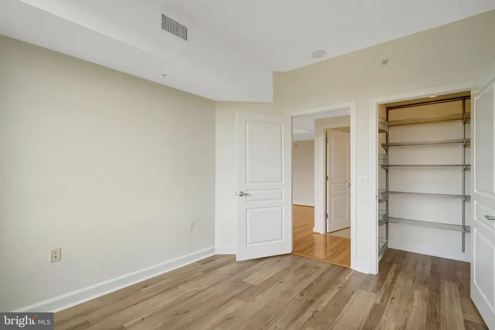 2451 MIDTOWN AVENUE #1319 Alexandria, VA 22303