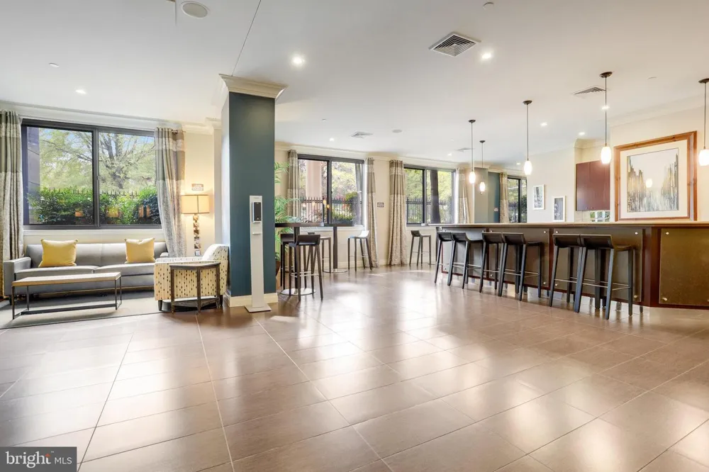 2451 MIDTOWN AVENUE #1319 Alexandria, VA 22303