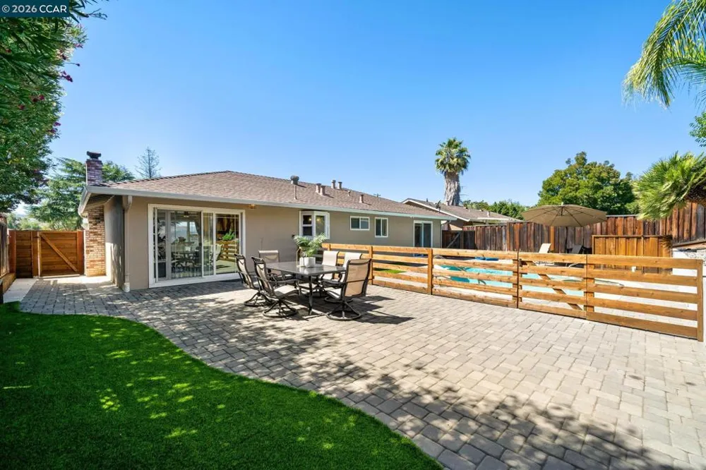 330 Michell Ct Livermore, CA 94551