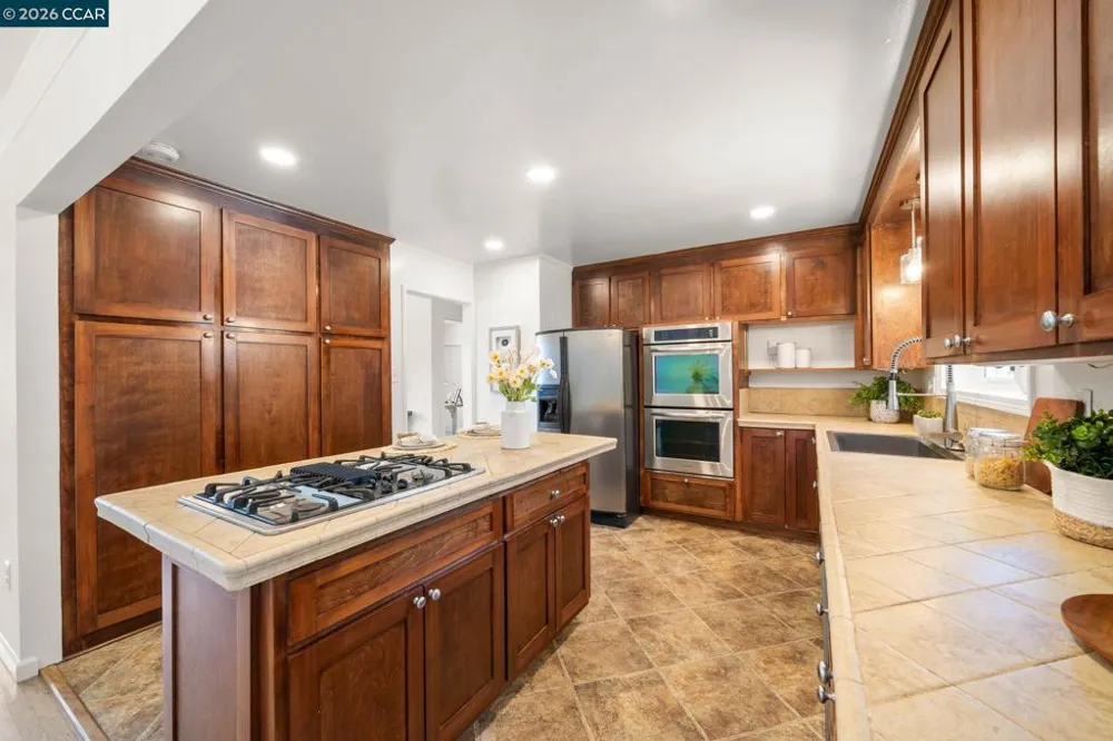330 Michell Ct Livermore, CA 94551