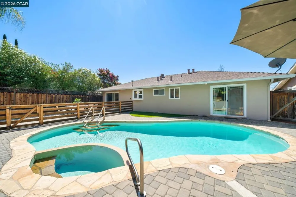 330 Michell Ct Livermore, CA 94551