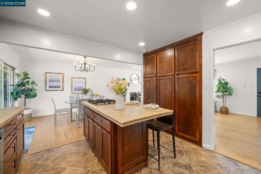 330 Michell Ct Livermore, CA 94551