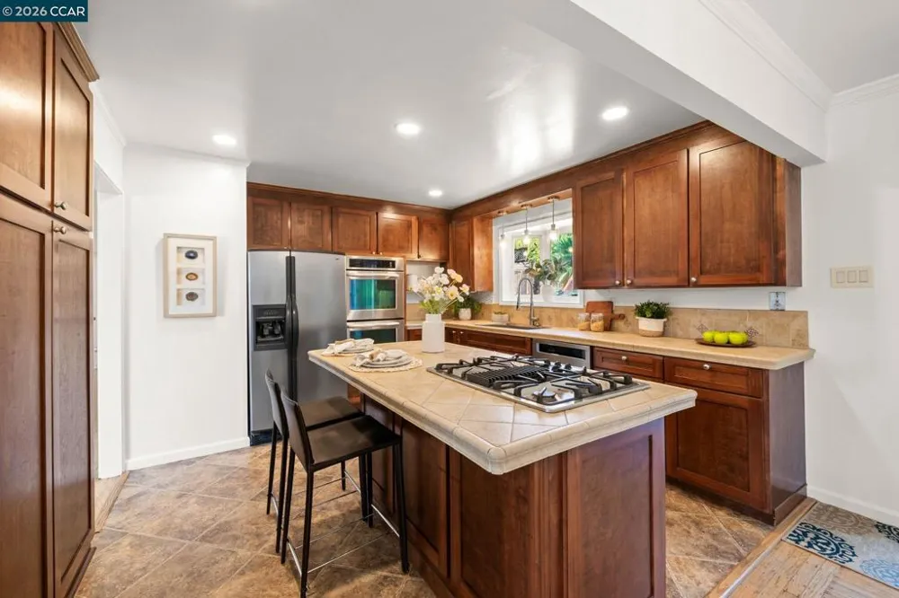 330 Michell Ct Livermore, CA 94551