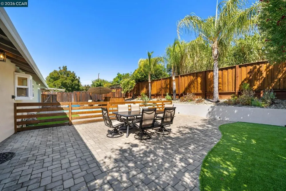 330 Michell Ct Livermore, CA 94551