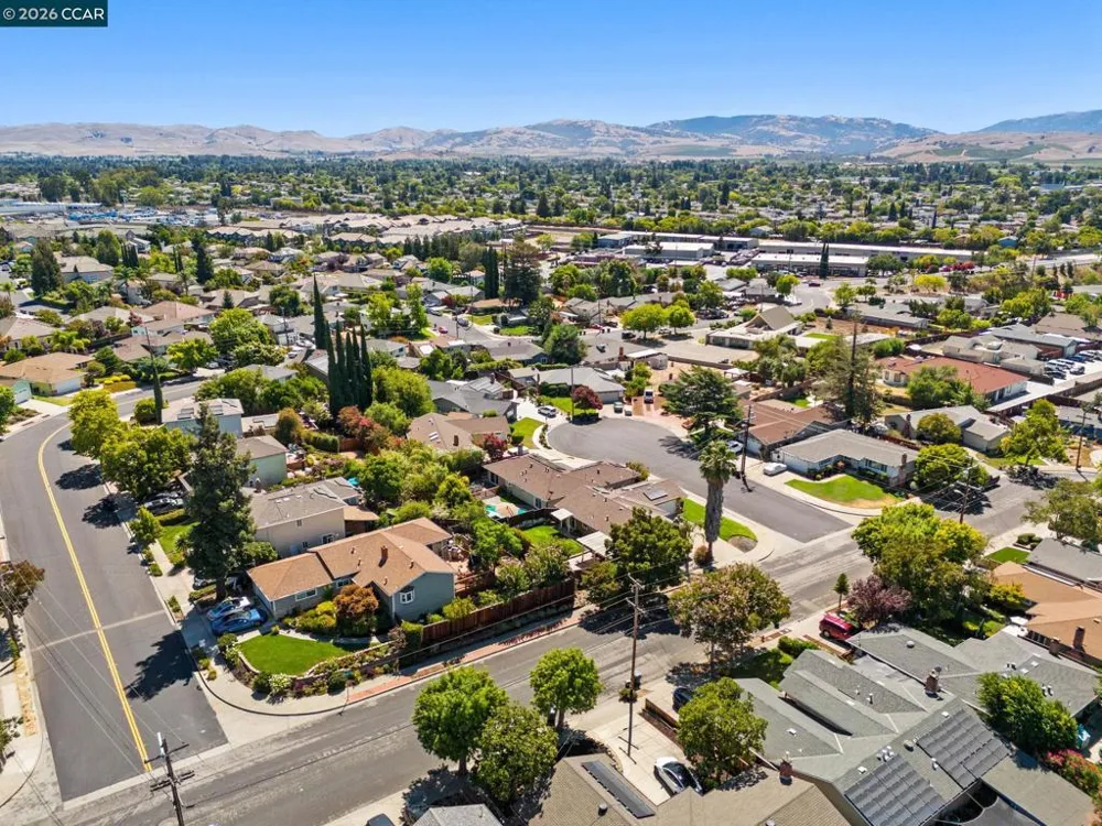 330 Michell Ct Livermore, CA 94551