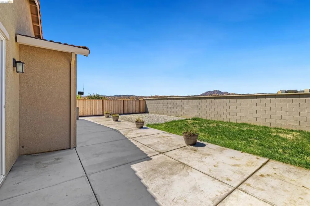 5378 Frisanco Way Antioch, CA 94531
