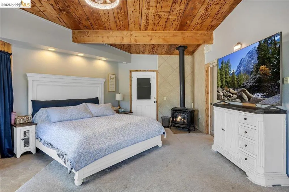 19225 Overlook Dr. Sonora, CA 95370