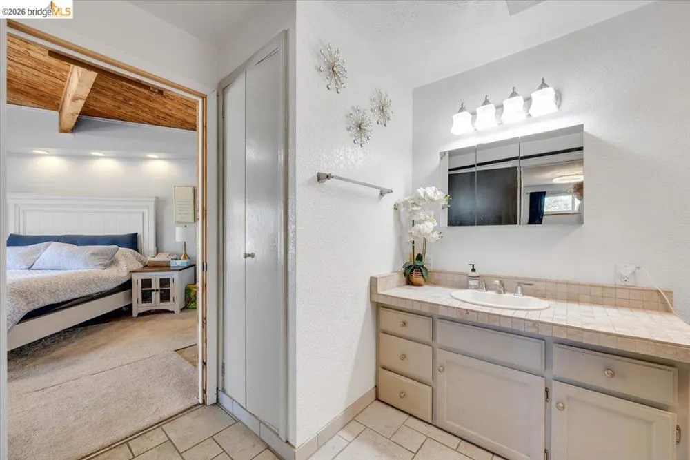 19225 Overlook Dr. Sonora, CA 95370