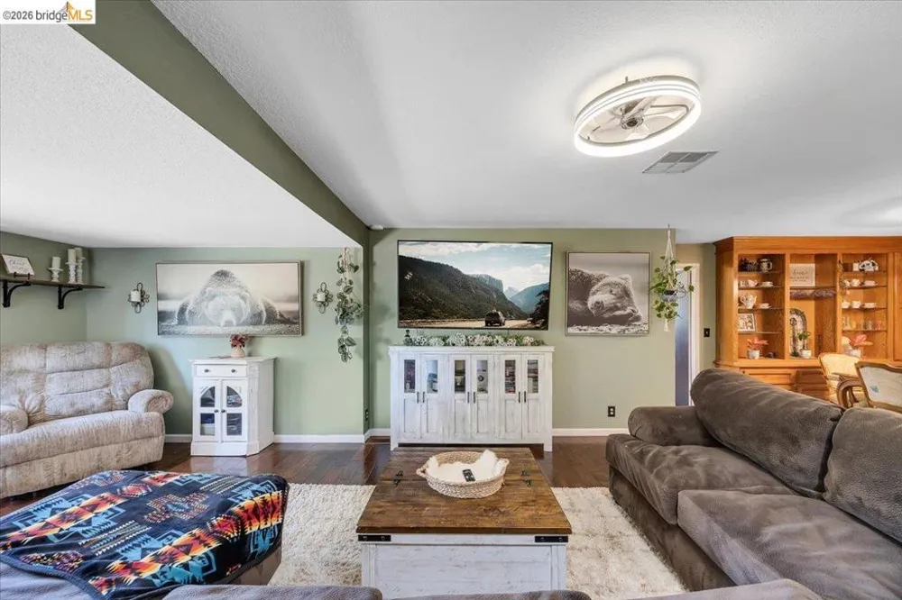 19225 Overlook Dr. Sonora, CA 95370