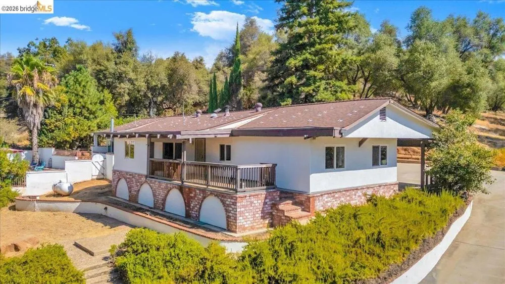 19225 Overlook Dr. Sonora, CA 95370