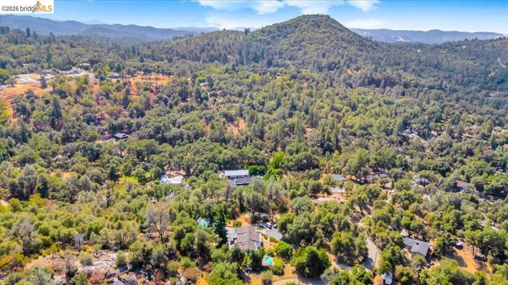 19225 Overlook Dr. Sonora, CA 95370