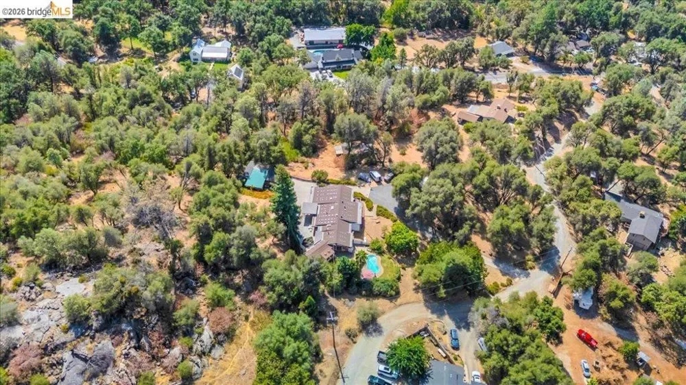 19225 Overlook Dr. Sonora, CA 95370