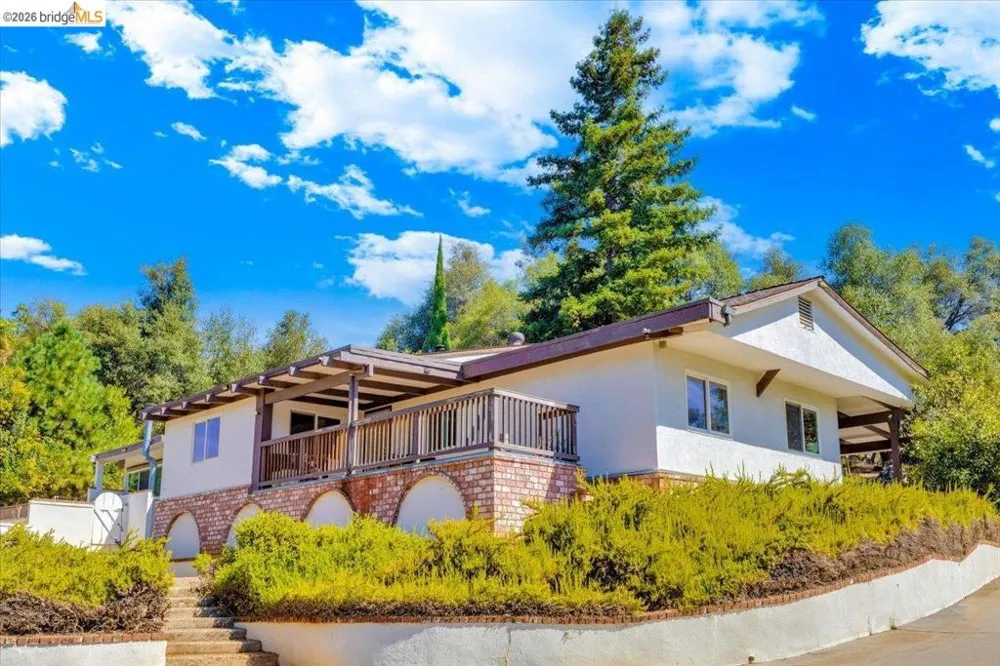 19225 Overlook Dr. Sonora, CA 95370