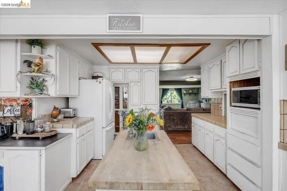 19225 Overlook Dr. Sonora, CA 95370