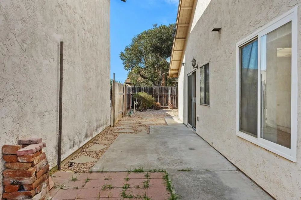 8968 Menkar Road San Diego, CA 92126