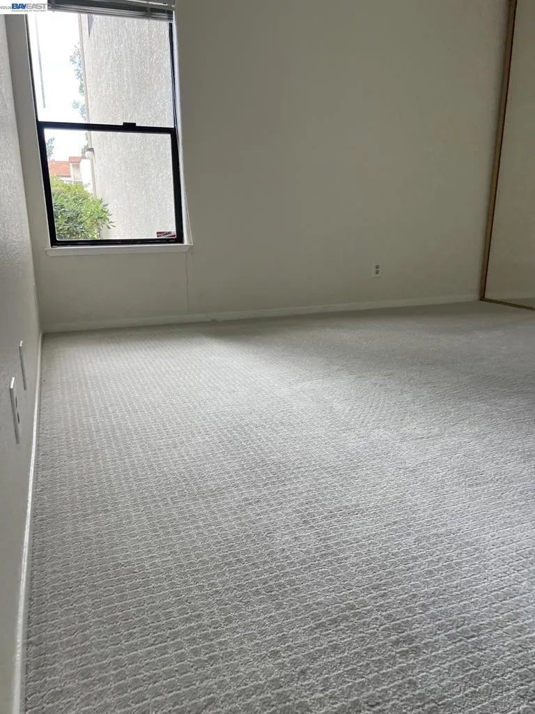 21239 Gary Dr #202E Hayward, CA 94546