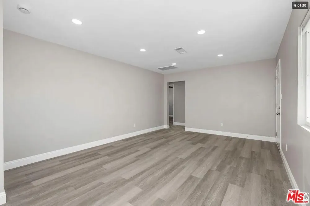 2612 Van Buren Place Bakersfield, CA 93314