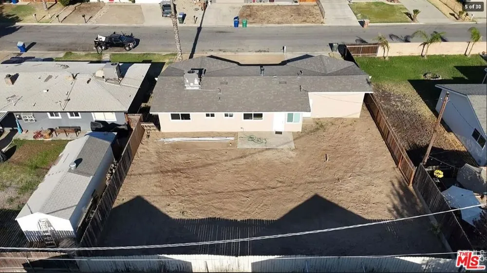 2612 Van Buren Place Bakersfield, CA 93314