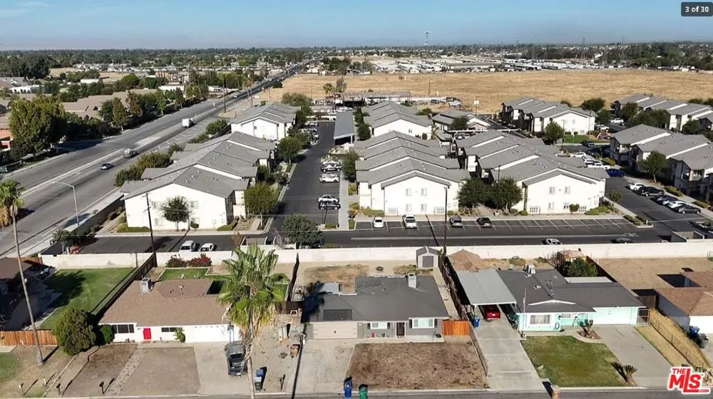 2612 Van Buren Place Bakersfield, CA 93314