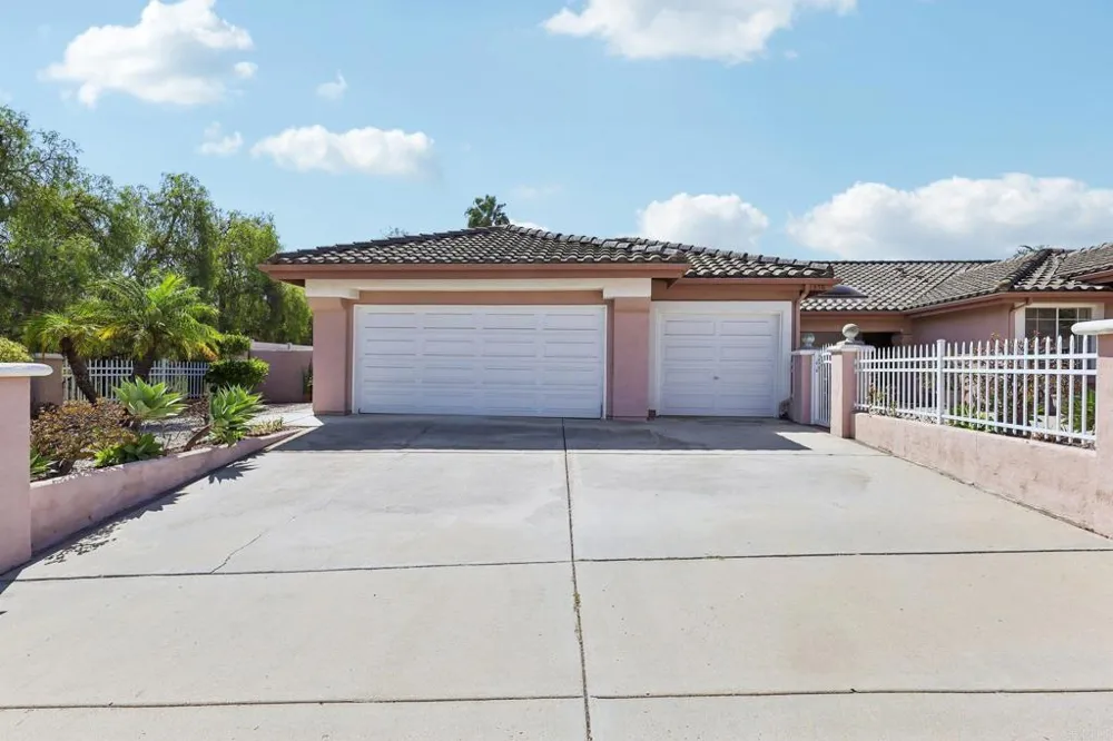 638 Cantara Lane Vista, CA 92081