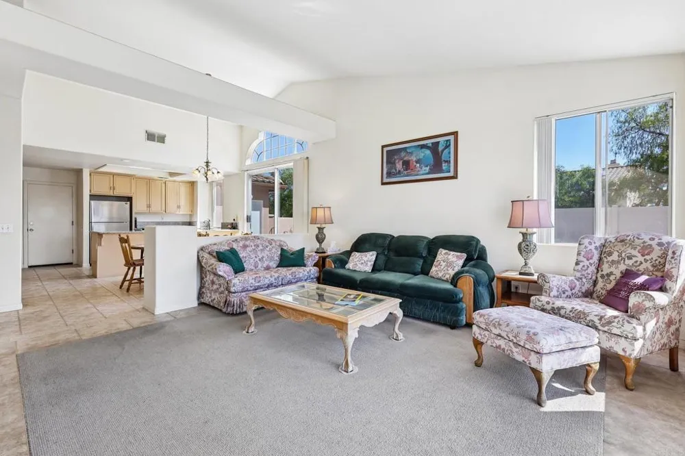 638 Cantara Lane Vista, CA 92081