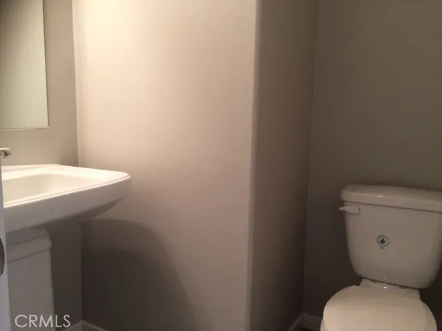 674 Chandler Upland, CA 91786