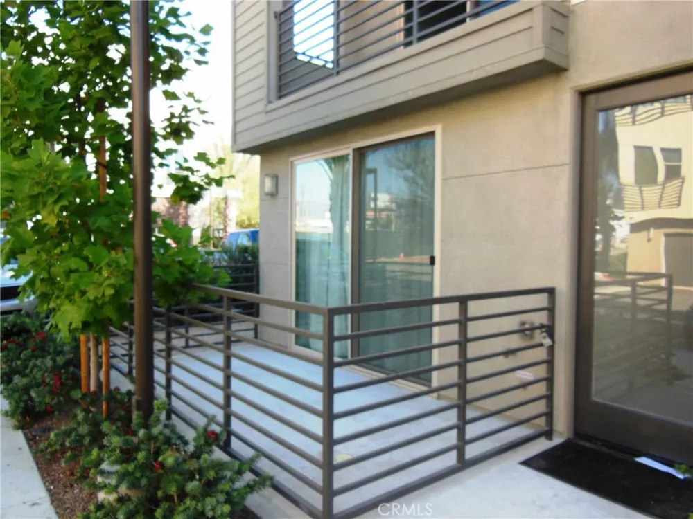 674 Chandler Upland, CA 91786