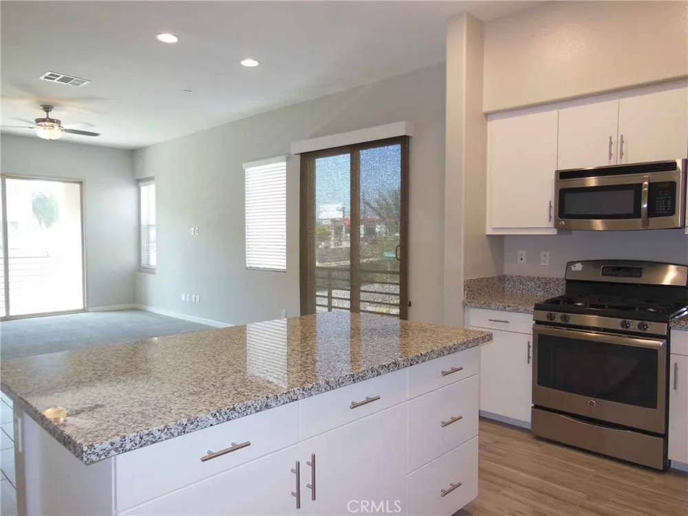 674 Chandler Upland, CA 91786