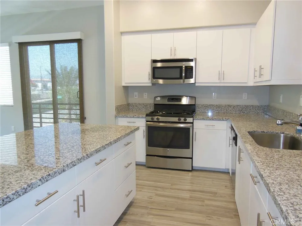 674 Chandler Upland, CA 91786