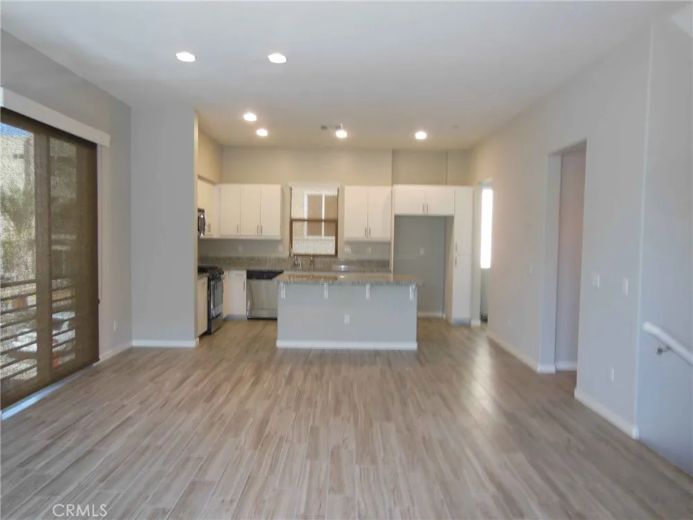 674 Chandler Upland, CA 91786
