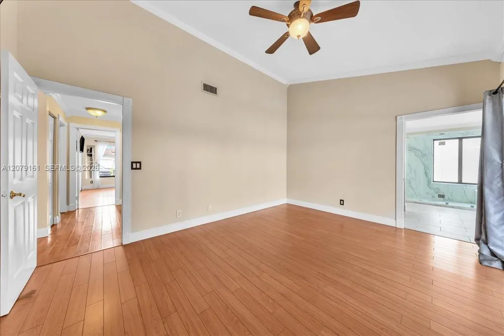 15056 SW 10th St Sunrise, FL 33326