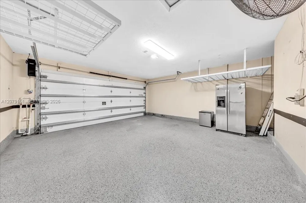 15056 SW 10th St Sunrise, FL 33326
