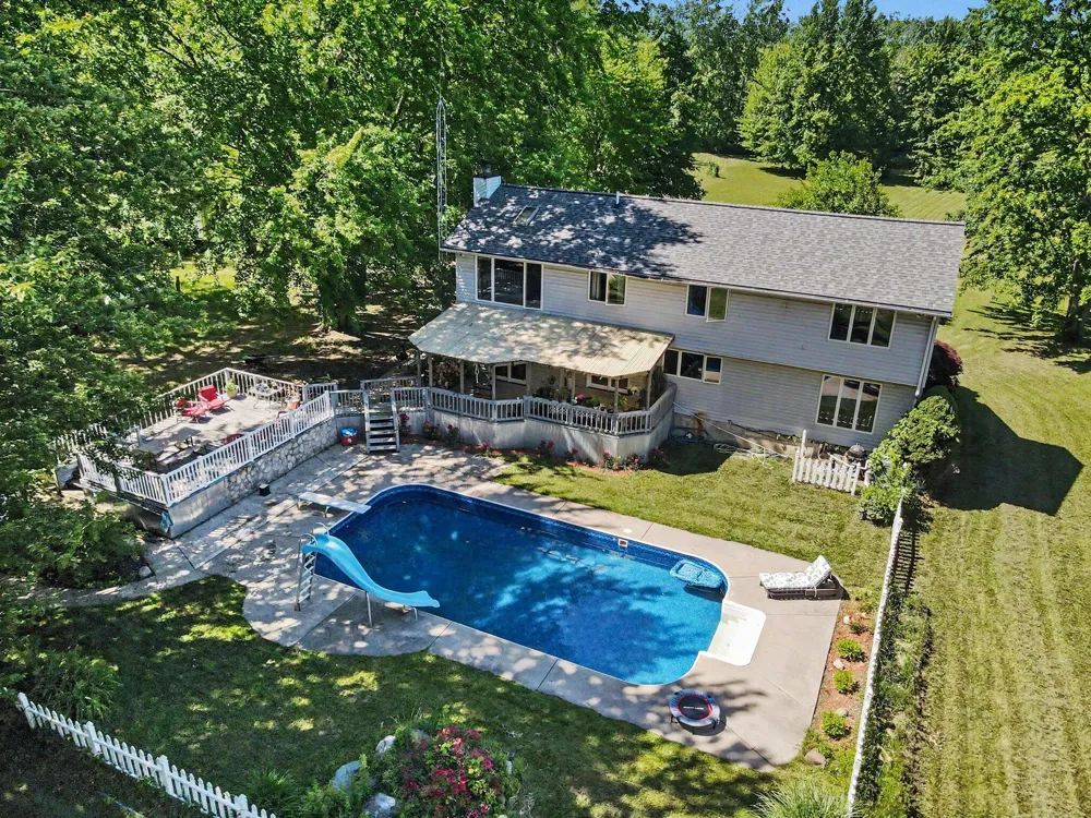 65505 Michigan 43 Bangor Township, MI 49013