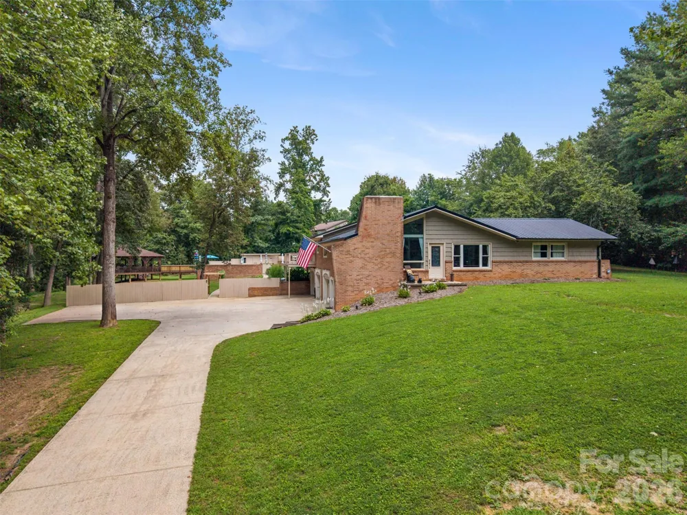 202 Legion Road Hudson, NC 28638