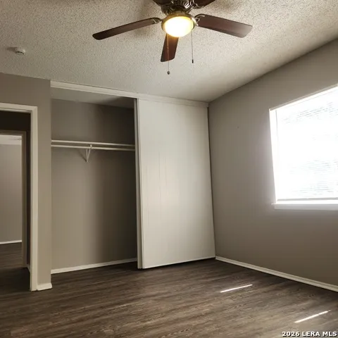 9851 Meadow Way Converse, TX 78109
