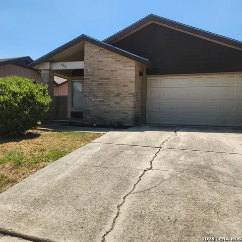 9851 Meadow Way Converse, TX 78109