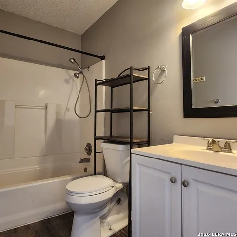 9851 Meadow Way Converse, TX 78109